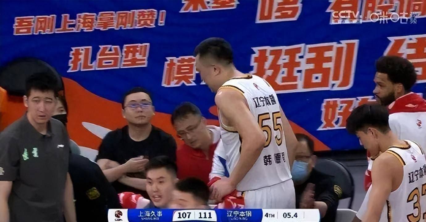 新赛季CBA比赛日程揭晓，球迷翘首以待